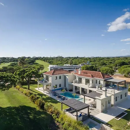 35 - Luxurious 6 Bedroom - Jacuzzi - Sauna - Perfect For Larger Groups * Vale do Lobo