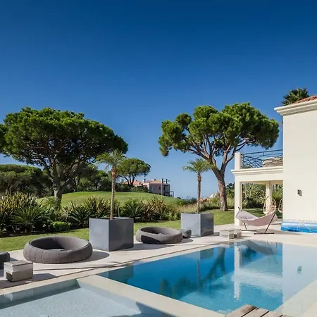 35 - Luxurious 6 Bedroom - Jacuzzi - Sauna - Perfect For Larger Groups Villa *
