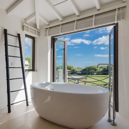 35 - Luxurious 6 Bedroom - Jacuzzi - Sauna - Perfect For Larger Groups *